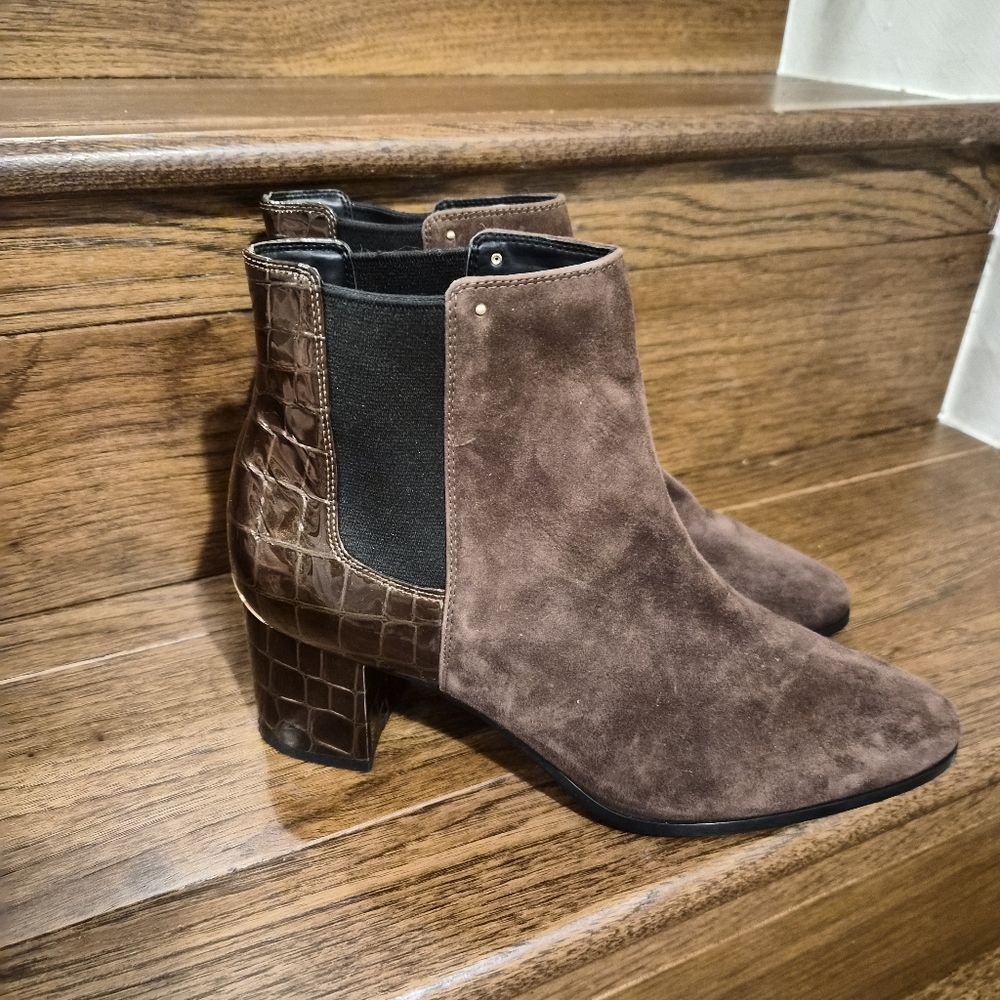 Calvin Klein Brown Suede Crocodile Patent Boots Sz 9